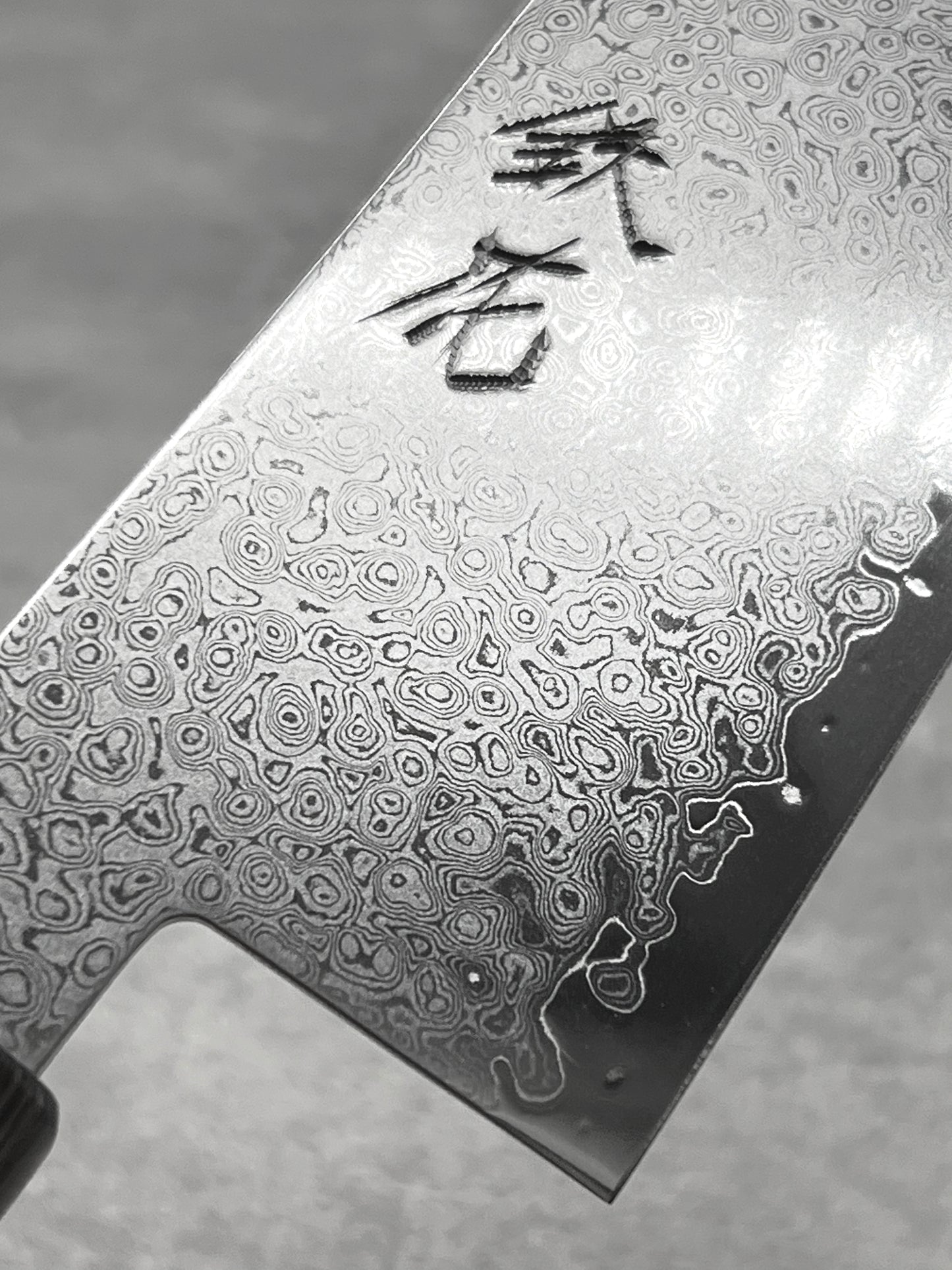 Iron Flower 33 Layered Raindrop Damascus VG10 Gyuto 210mm