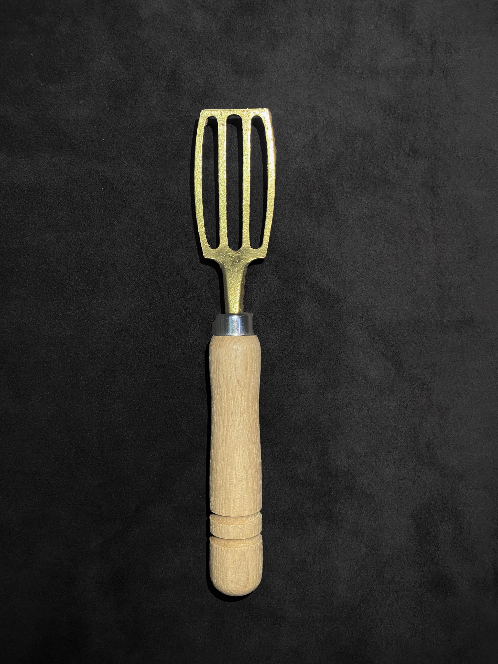 masaru knives Malaysia, brass, fish, scaler, wood, Japan, Japanese