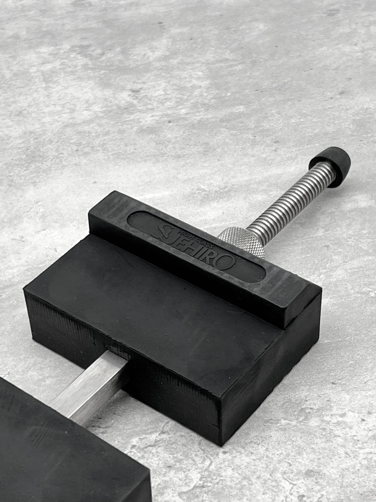 Suehiro Screw-Type Light Whetstone Rack No.39
