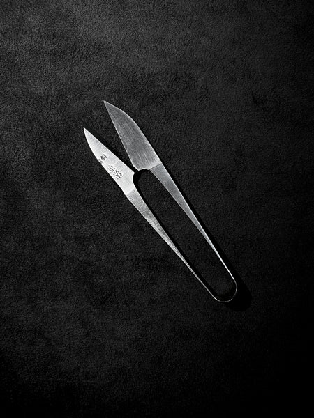 Kanetsune , thread scissor, Japanese , scissor , Malaysia, carbon steel ,  Edit alt text